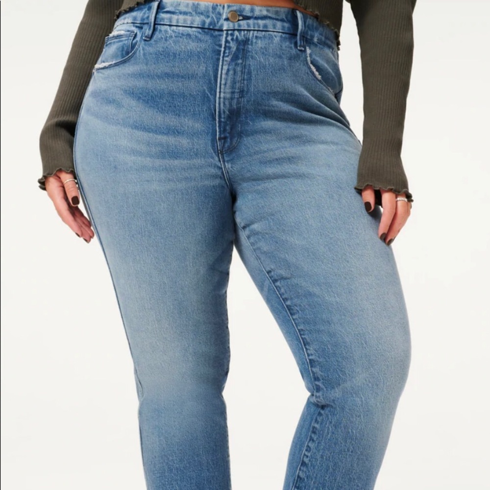 GOOD AMERICAN “GOOD CURVE STRAIGHT NATURAL FRAY HEM” | size 20
